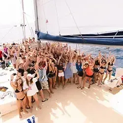 Party auf Catamaran